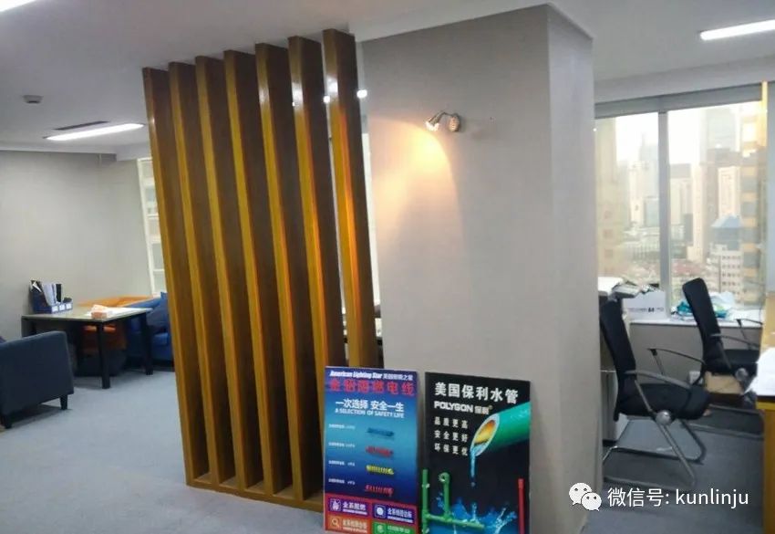 隆重推出
:南京风水师店生意低迷萧条太阴